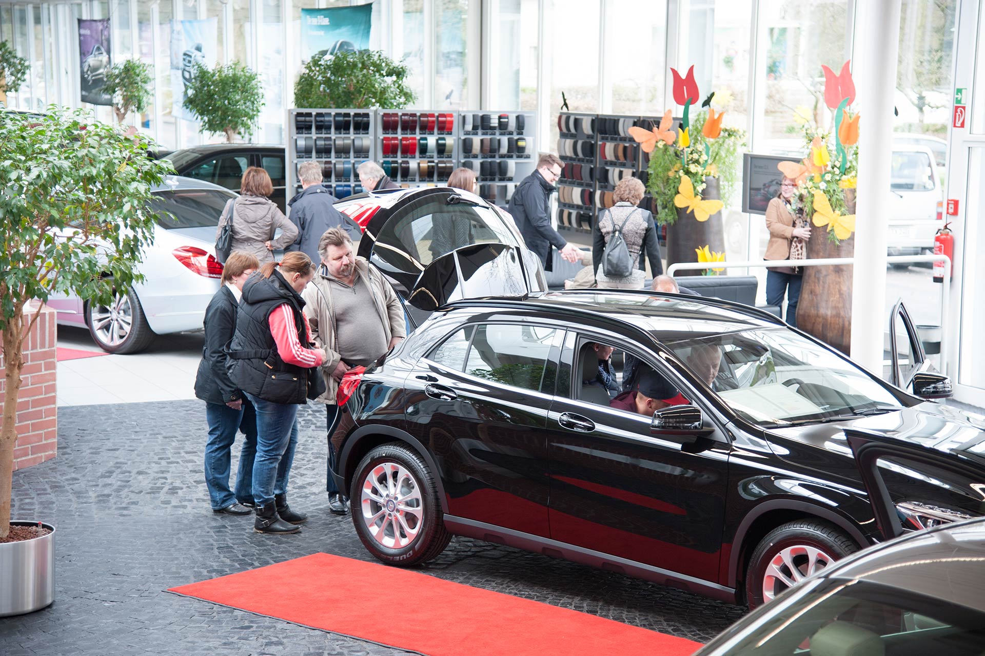 Neuwagenvorstellung_Autohaus_Hillenberg_Mercedes-Benz_Bergisch_Gladbach_01